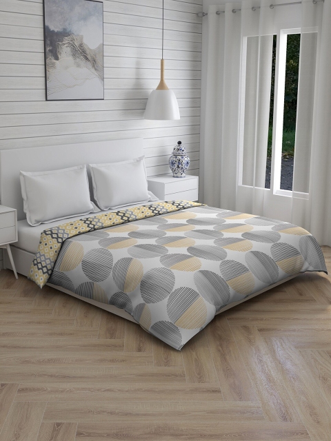 

Layers Grey & Yellow Geometric Mild Winter 144 TC Queen Double Bed Comforter