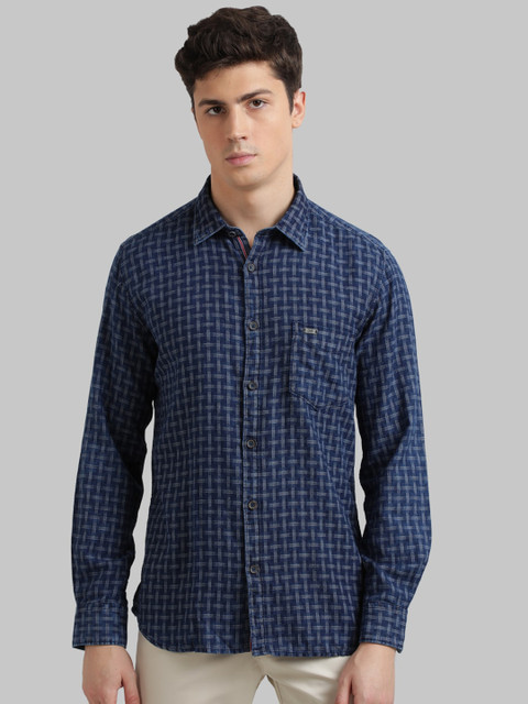 

Parx Men Blue Regular Fit Shirt