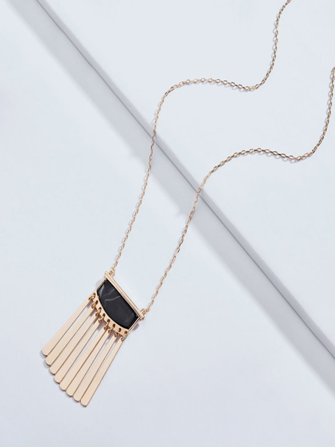 

AQUASTREET Women Black Geometric Tribal Pendant