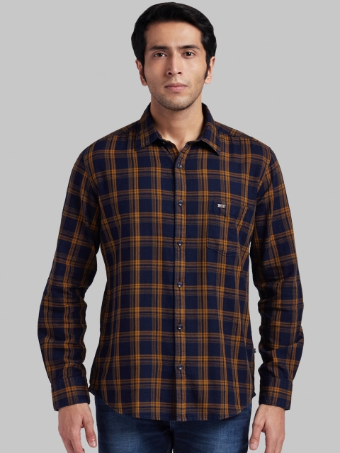 

Parx Men Navy Blue & Orange Regular Fit Checked Casual Shirt