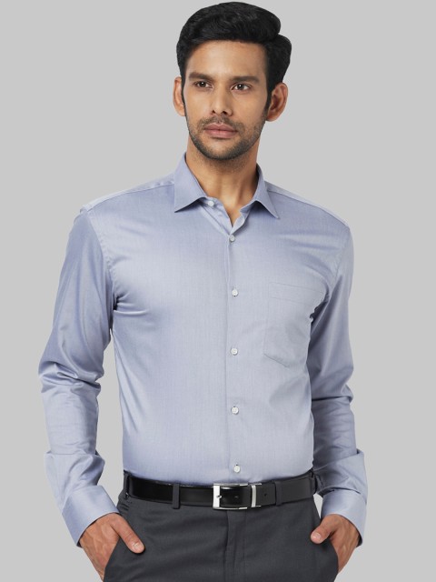 

Park Avenue Men Blue Manhattan Regular Fit Solid Formal Shirt