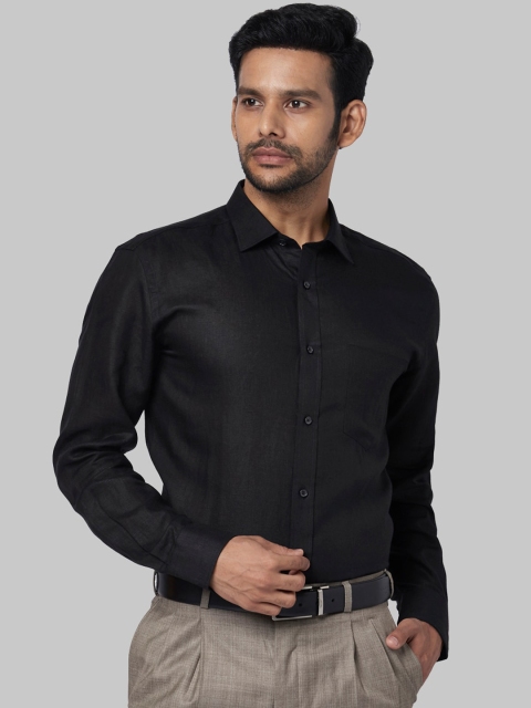 

Park Avenue Men Black Regular Fit Solid Formal Shirt