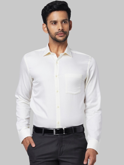 

Park Avenue Men Cream-Coloured Regular Fit Solid Formal Shirt