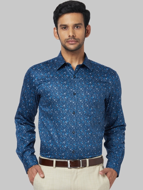 

Park Avenue Men Blue & White Regular Fit Printed Formal Shirt