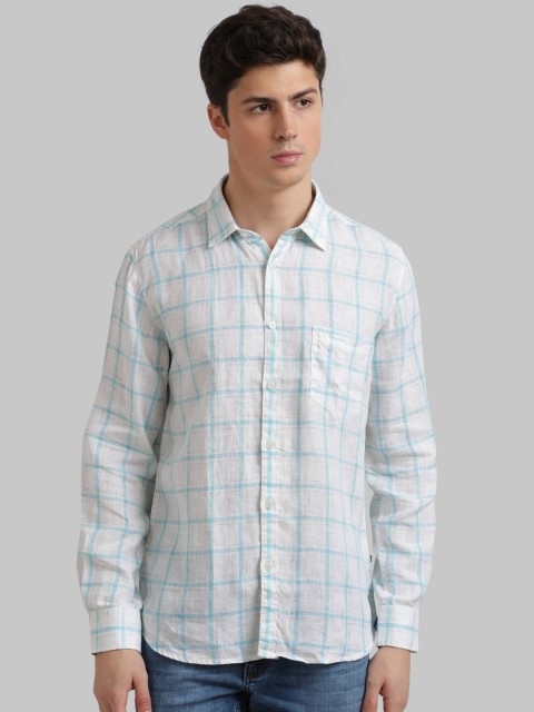 

Parx Men White & Blue Regular Fit Checked Casual Shirt