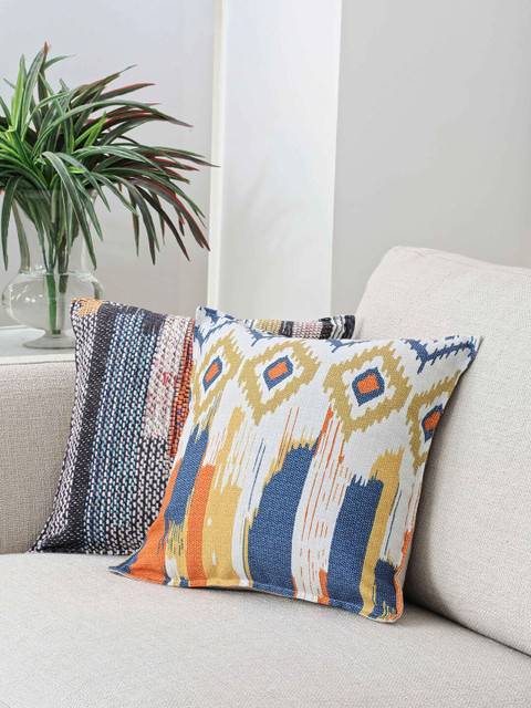 

BLUE BOAT Set of 2 White & Blue Geometric Square Cushion Covers