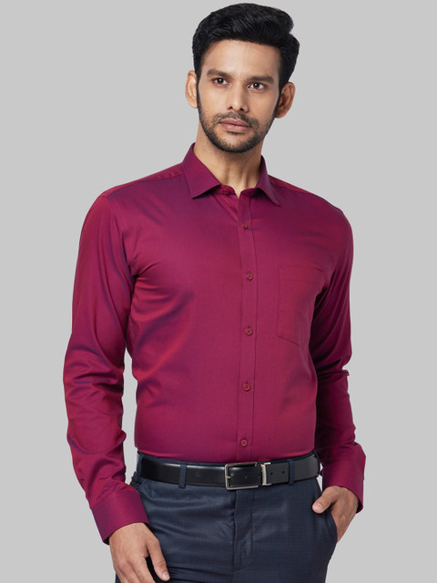 

Park Avenue Men Maroon Regular Fit Solid Formal Shirt