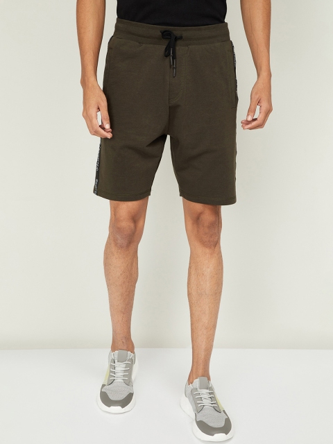 

Bossini Men Brown Solid Regular Fit Sports Shorts