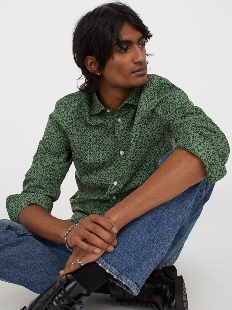 

H&M Men Green Printed Regular Fit Shirt