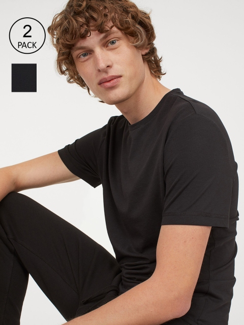 

H&M Men Black 2-Pack THERMOLITE T-shirts