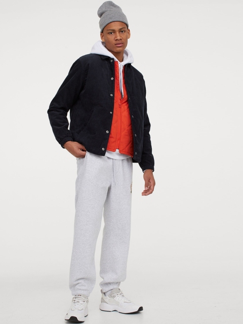 

H&M Men Grey Solid Joggers