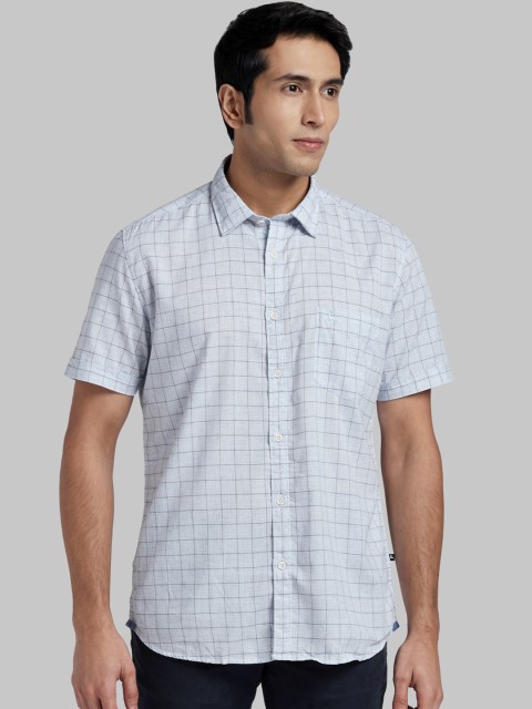 

Parx Men Blue Regular Fit Checked Casual Shirt