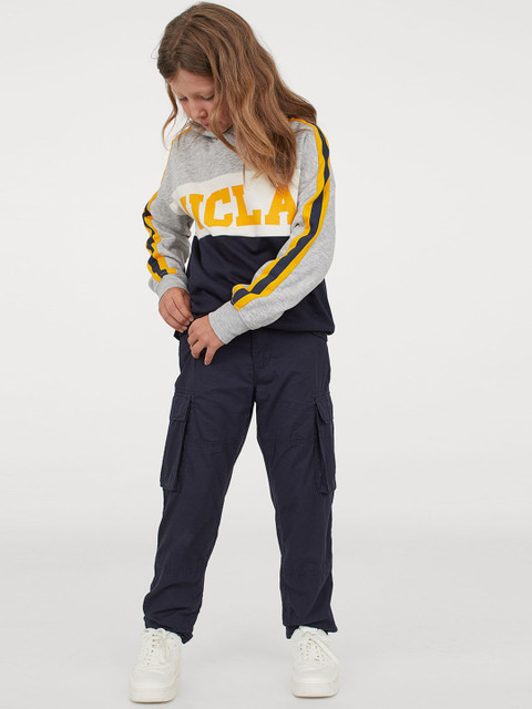 

H&M Boys Blue Solid Lined Cargo Trousers