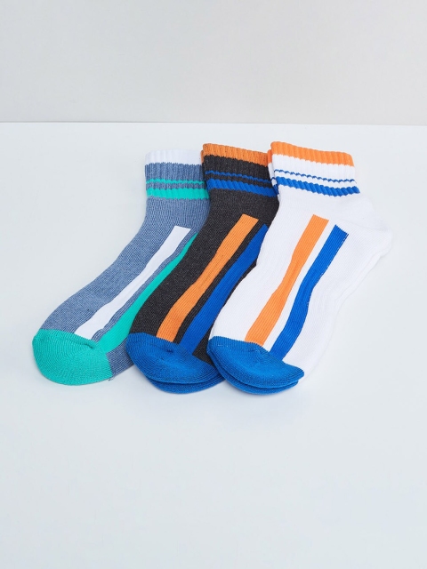 

max Men Pack of 3 Assorted Ankle-Length Socks