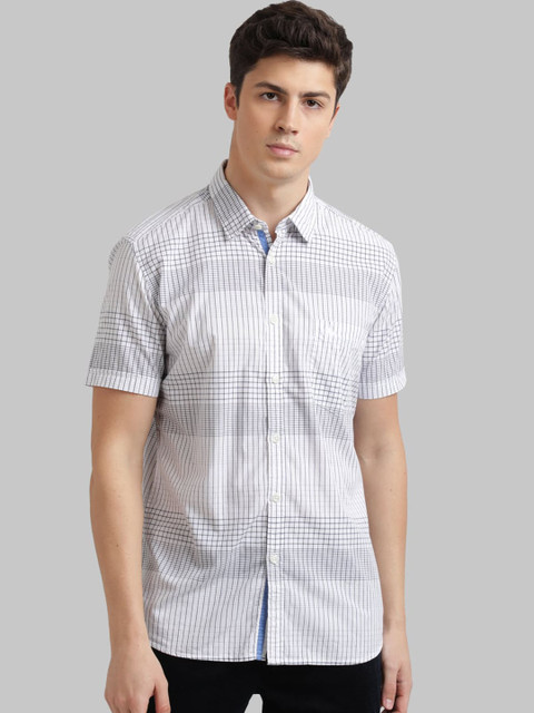 

Parx Men Blue & White Regular Fit Checked Casual Shirt