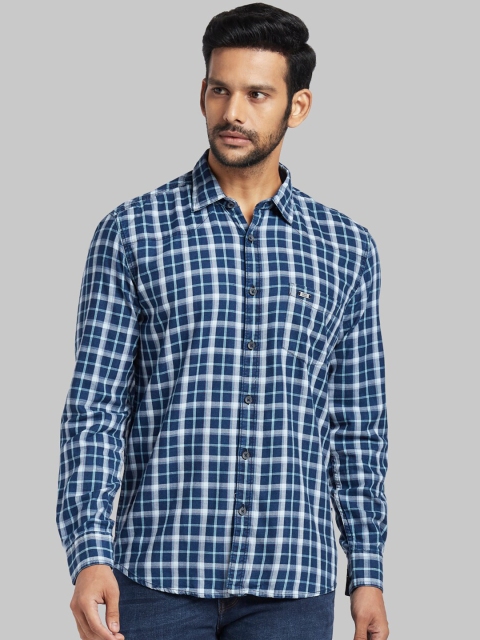 

Parx Men Blue Regular Fit Checked Casual Shirt