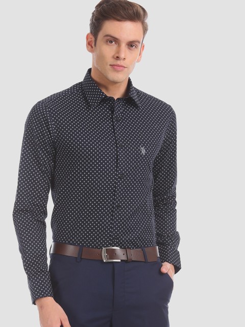 

U.S. Polo Assn. Men Black & Off-White Slim Fit Printed Formal Shirt