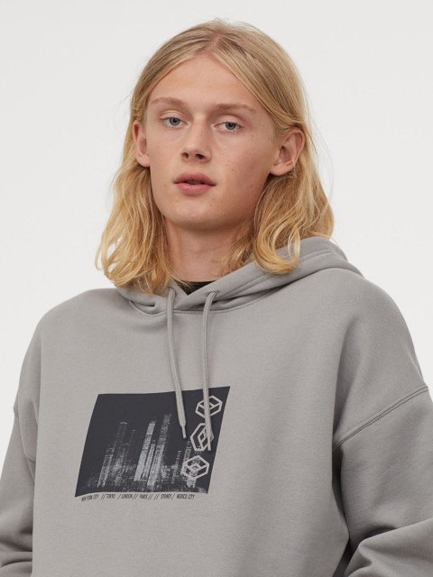 

H&M Men Grey Printed Oversized Hoodie