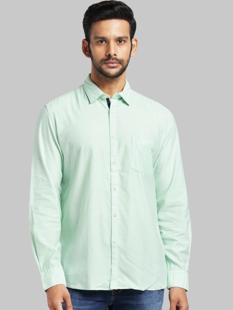

Parx Men Green Regular Fit Solid Casual Shirt