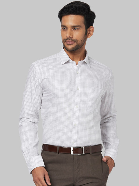 

Park Avenue Men White Regular Fit Checked Formal Shirt
