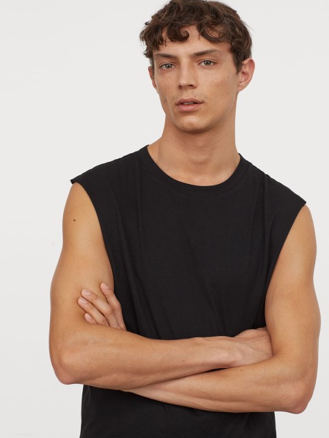 

H&M Men Black Solid Vest T-shirt