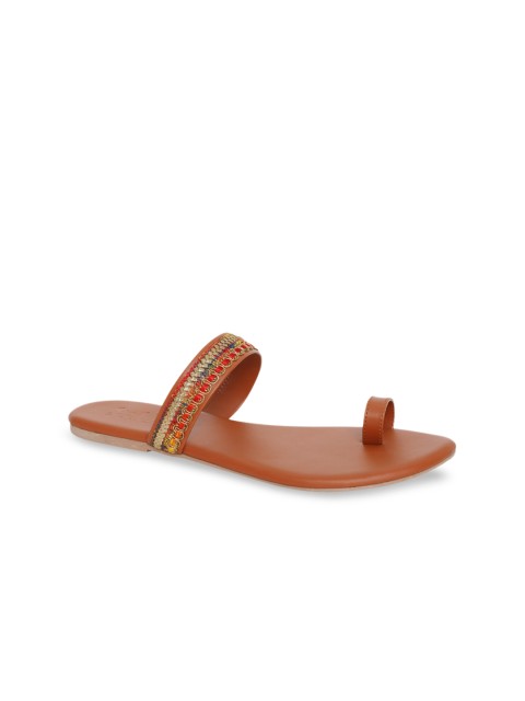 

Siendo Desi Women Tan Woven Design One Toe Flats