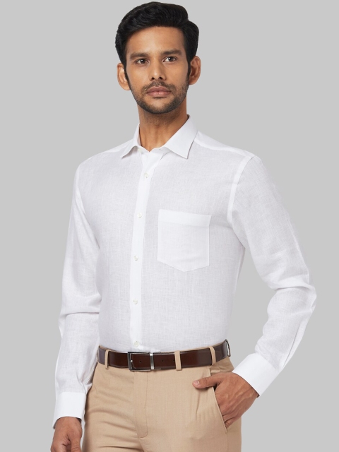 

Park Avenue Men White Regular Fit Solid Formal Shirt