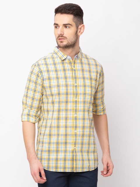 

Globus Men Yellow & Blue Regular Fit Checked Casual Shirt