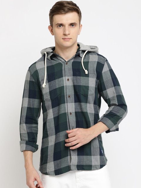 

Wrangler Men Green & Grey Regular Fit Checked Casual Shirt