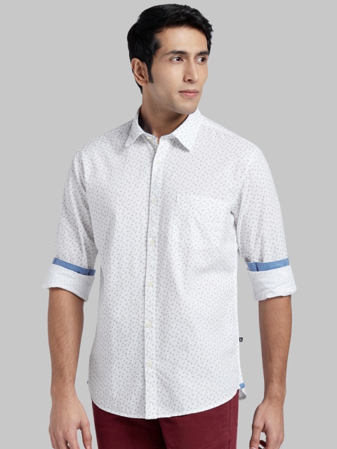 

Parx Men White Regular Fit Printed Casual Shirt