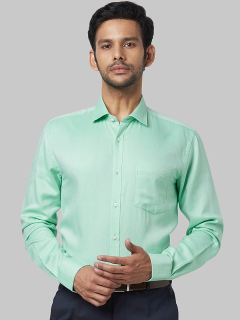 

Park Avenue Men Sea Green Regular Fit Solid Formal Shirt
