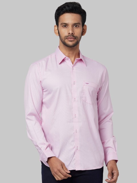 

Park Avenue Men Pink Regular Fit Printed Casual Shirt