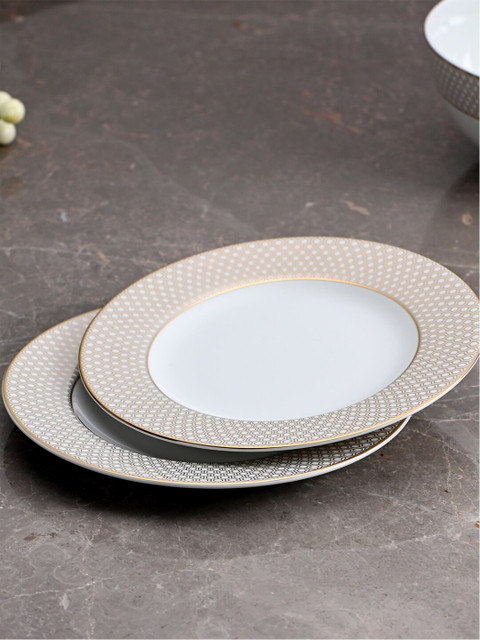 

Pure Home and Living Set of 2 White & Gold Toned Porcelain Plates