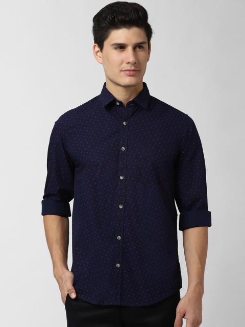

Peter England Casuals Men Navy Blue Slim Fit Printed Casual Shirt