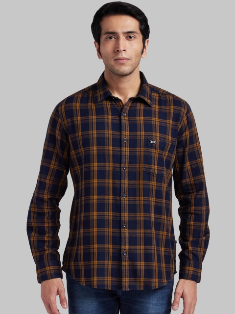 Parx Men Blue & Brown Regular Fit Checked Casual Shirt