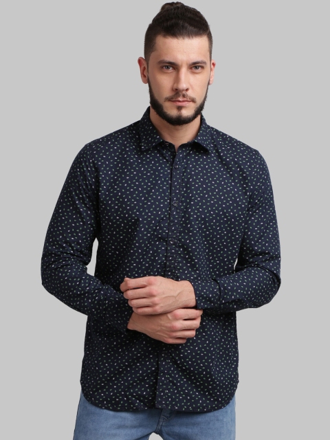 

Parx Men Green Regular Fit Printed Casual Shirt