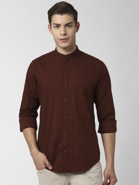 

Peter England Casuals Men Maroon Slim Fit Checked Casual Shirt