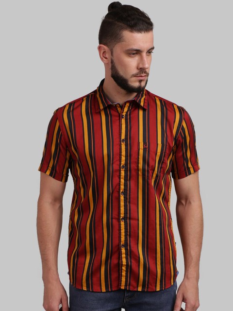 

Parx Men Red Regular Fit Striped Casual Shirt