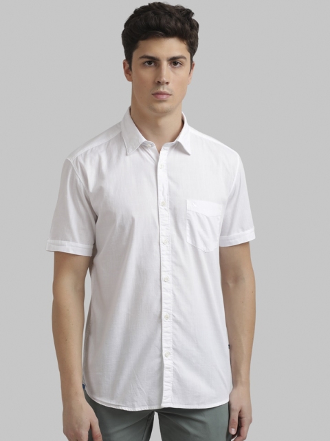 

Parx Men White Regular Fit Solid Casual Shirt