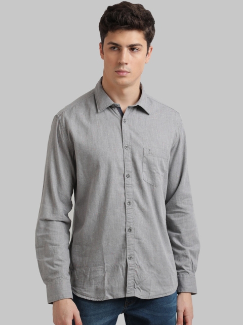 

Parx Men Grey Regular Fit Solid Casual Shirt