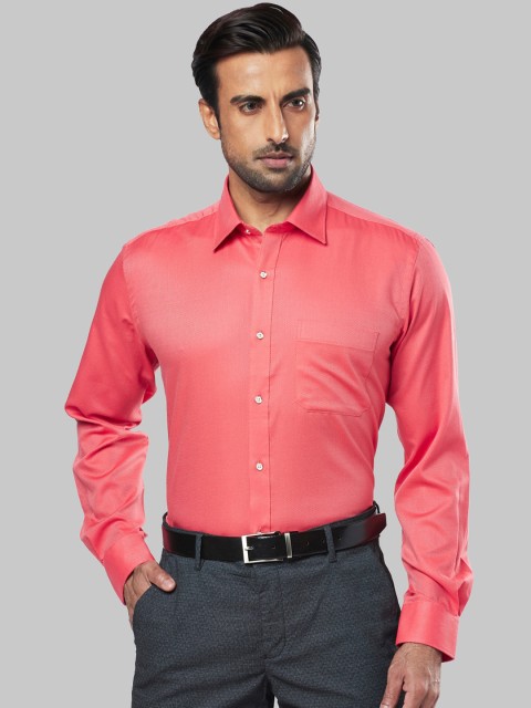 

Raymond Men Coral Red Regular Fit Solid Formal Shirt