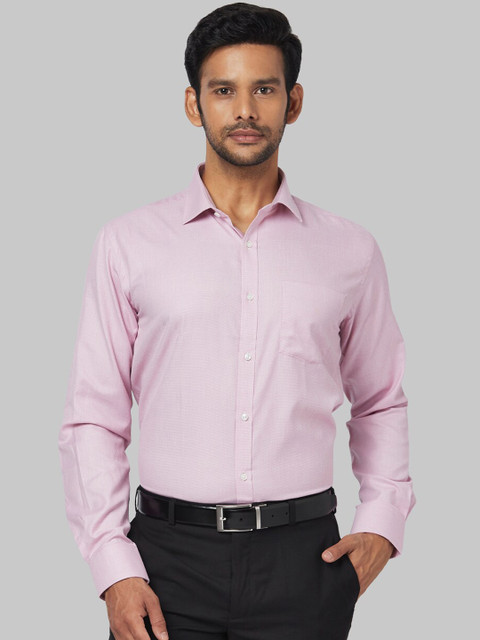 

Park Avenue Men Pink Regular Fit Self Design Formal Shirt