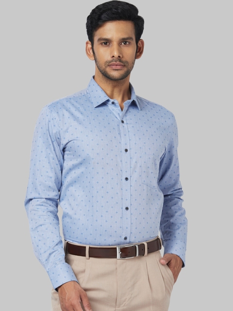 

Park Avenue Men Blue Regular Fit Printed Formal Shirt