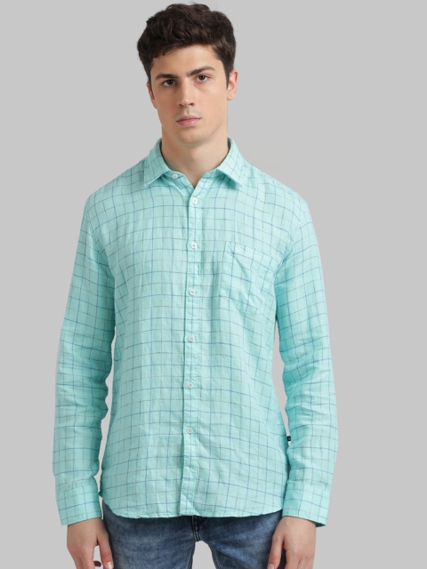 

Parx Men Blue Regular Fit Checked Casual Shirt
