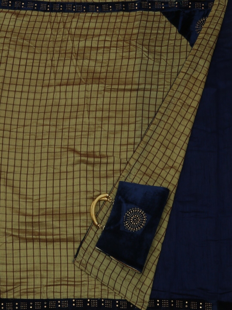 

Pothys Gold-Toned & Maroon Art Silk Checked Saree