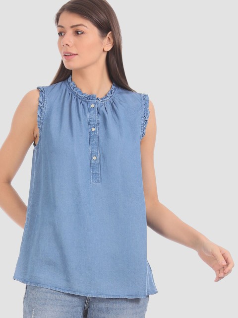

GAP Women Blue Solid Denim Top