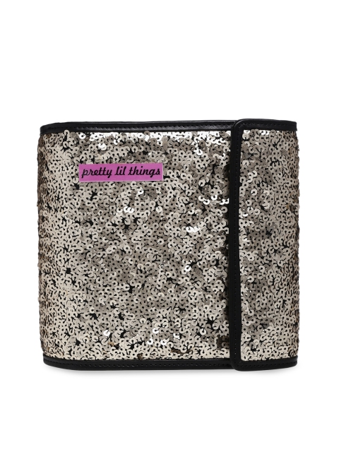 

Vdesi Women Black And Silver Sequenced Jewellery Organizer