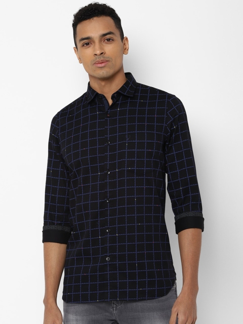 

Allen Solly Men Black & Blue Regular Fit Checked Casual Shirt