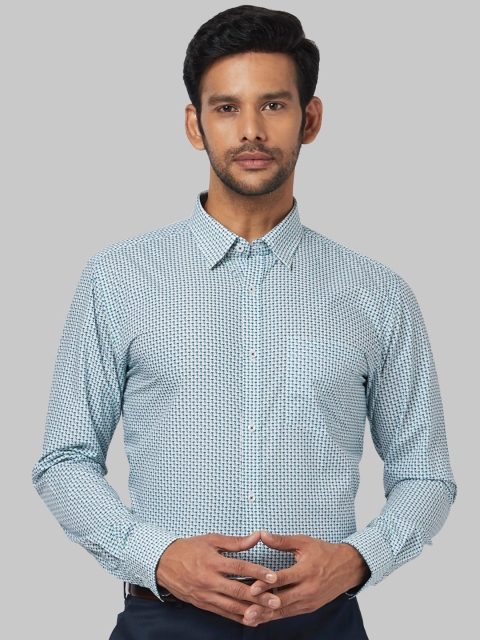 

Park Avenue Men Green Regular Fit Printed Formal Shirt