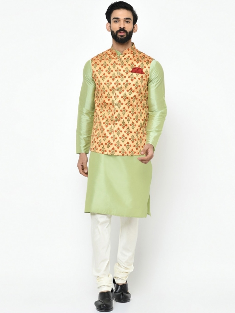 

KISAH Men Fluorescent Green & Off-White Solid Kurta with Pyjamas